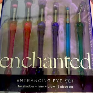 Real techniques limited edition brushes